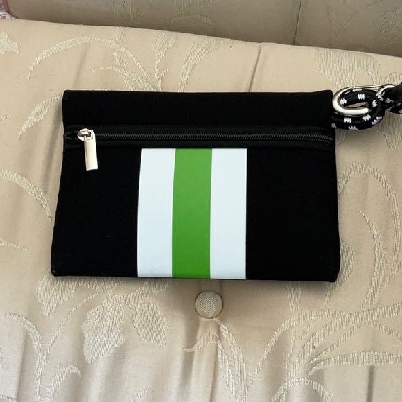 NWOT neoprene tote - Picture 4 of 5